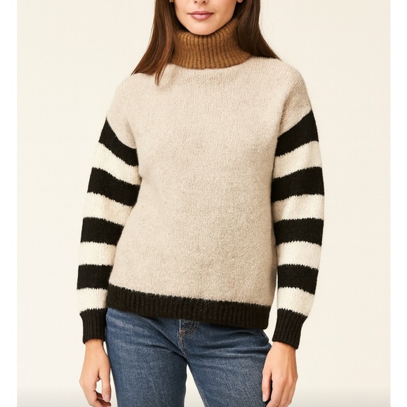 easel Sweaters - NWT EASEL brand Striped Beige and Black Turtle Neck Style Sweater size Small